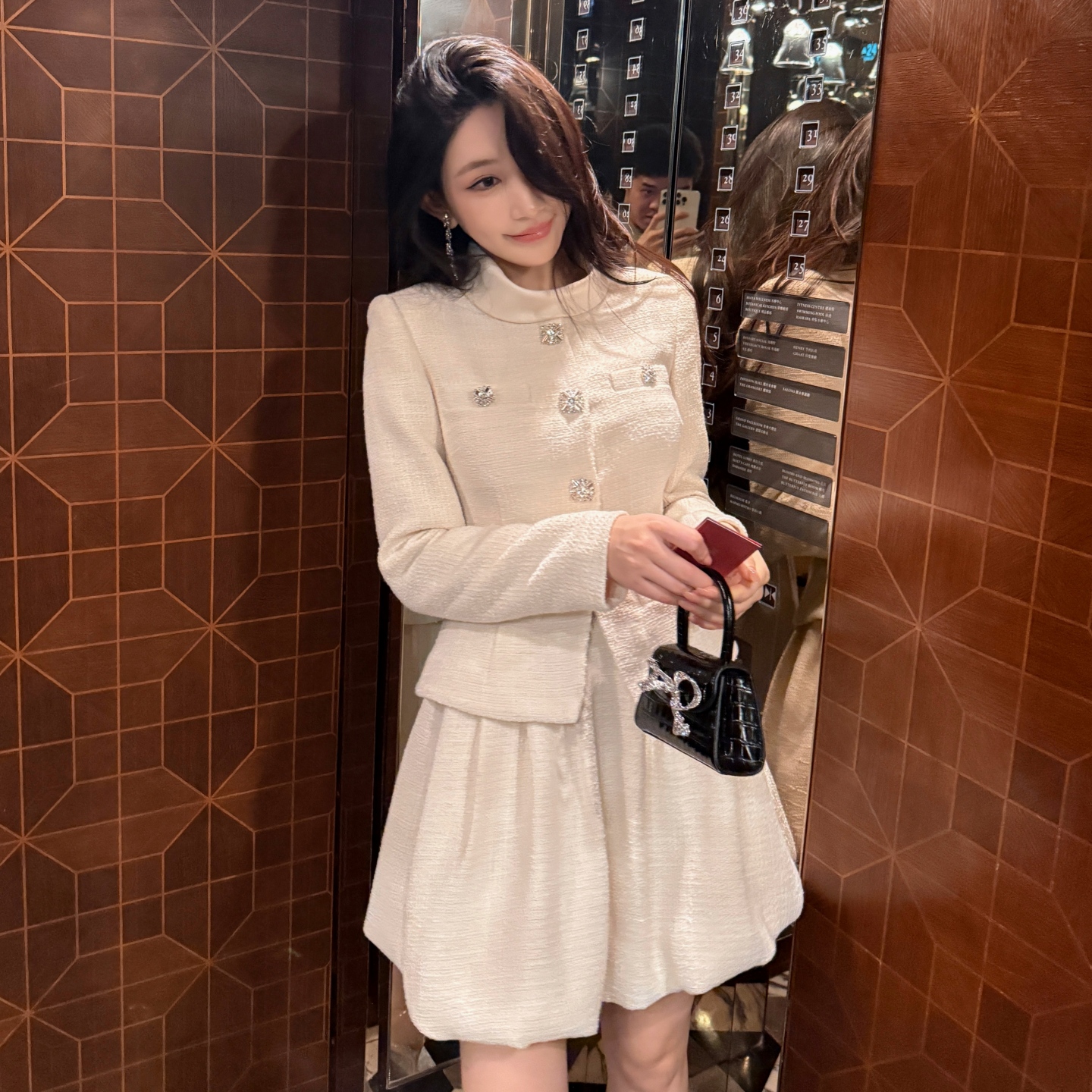 米白色长袖立领巨好看连衣裙