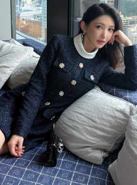 2026年春季女装新款藏蓝色高级感毛呢千金小香风长袖气质连衣裙子