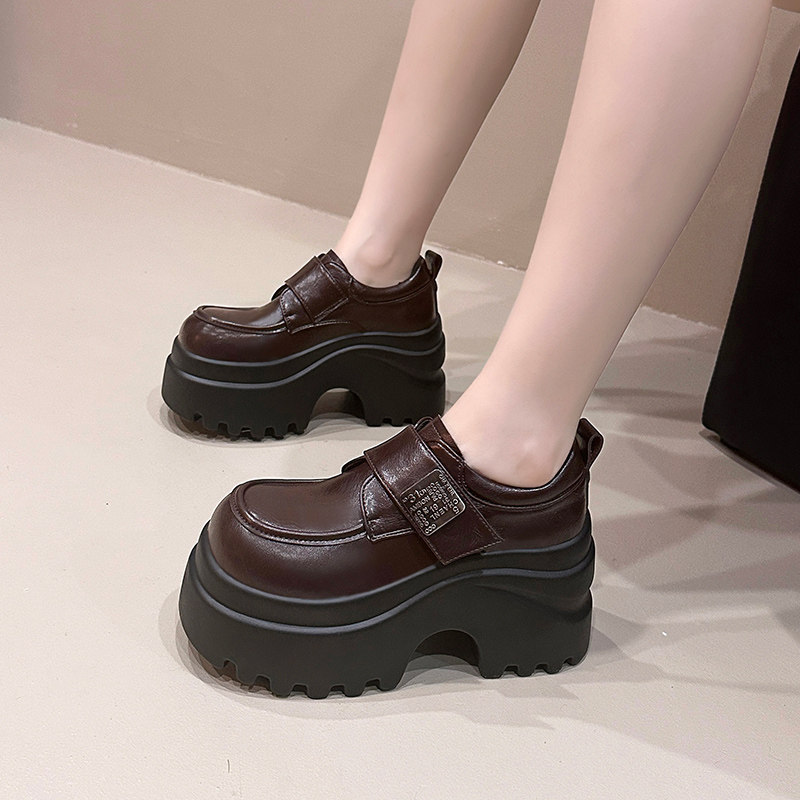 2026春新款9cm内增高女鞋厚底松糕显瘦小皮鞋百搭高跟乐福鞋单鞋