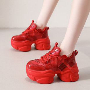 2026春季新款8cm内增高女鞋厚底老爹鞋百搭本命年红色运动休闲鞋