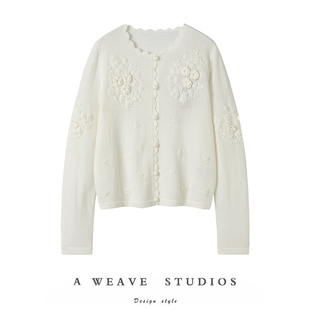 精致感拉满~手钩绣花针织100%山羊绒开衫女春秋新款白色外套