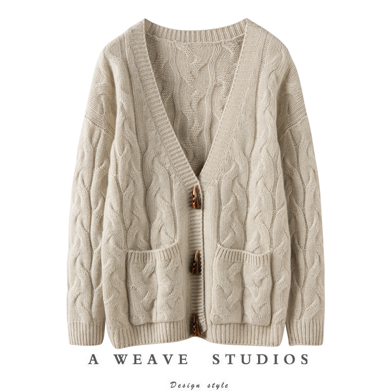 衣橱少不了！牛角扣纯羊绒开衫V领米色针织开衫100%山羊绒