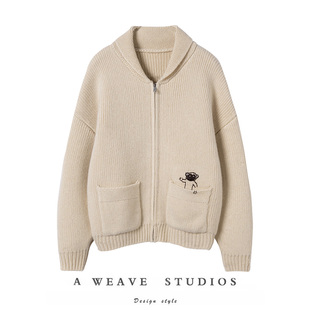 萨琪尼 100%山羊绒重磅加厚手绣卡通小猴针织羊绒外套 陪你过冬