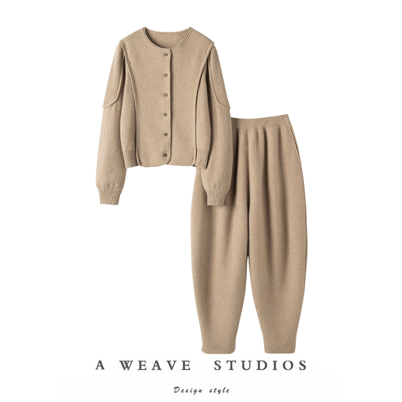 上衣立体灯笼裤100%纯羊绒套装