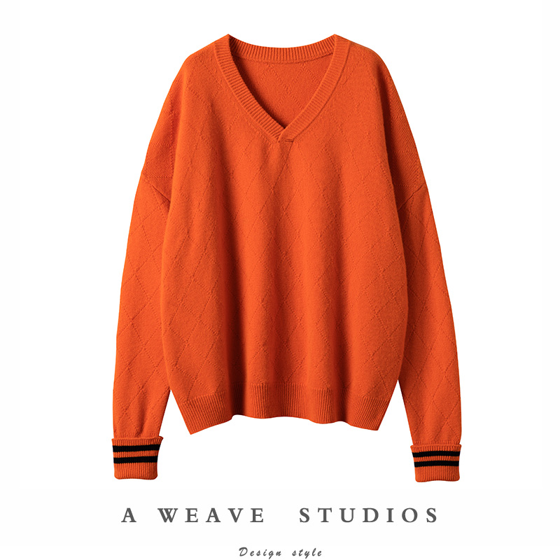 桔红色菱格山羊绒衫女