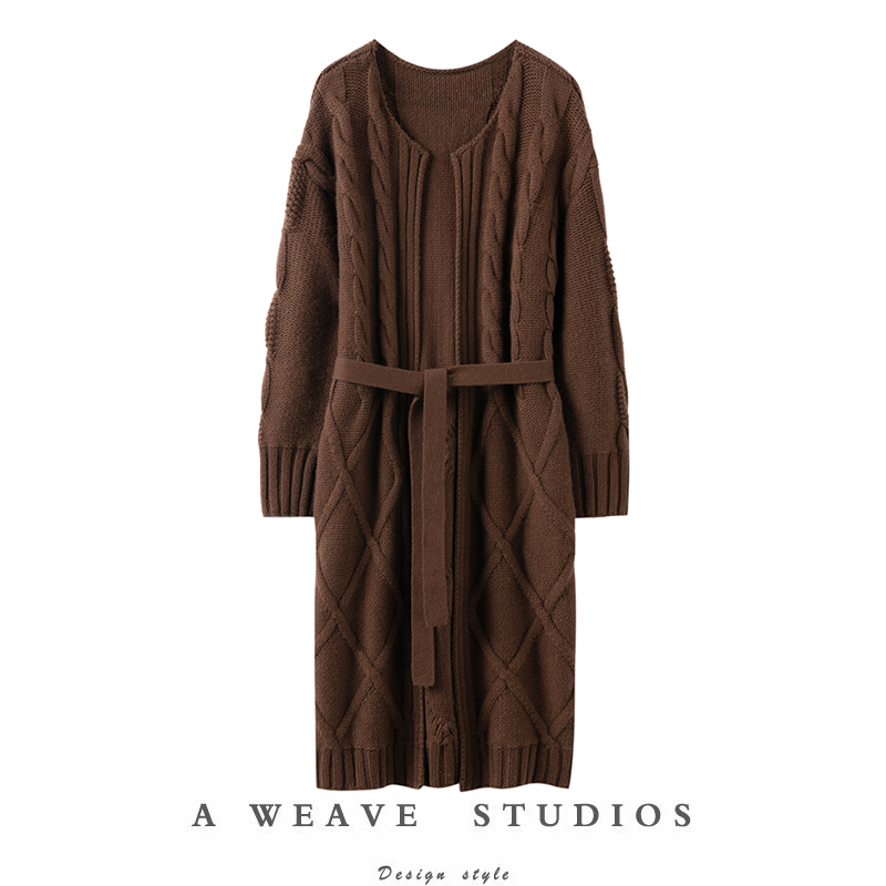 有型手工棒针绞花长款羊绒开衫