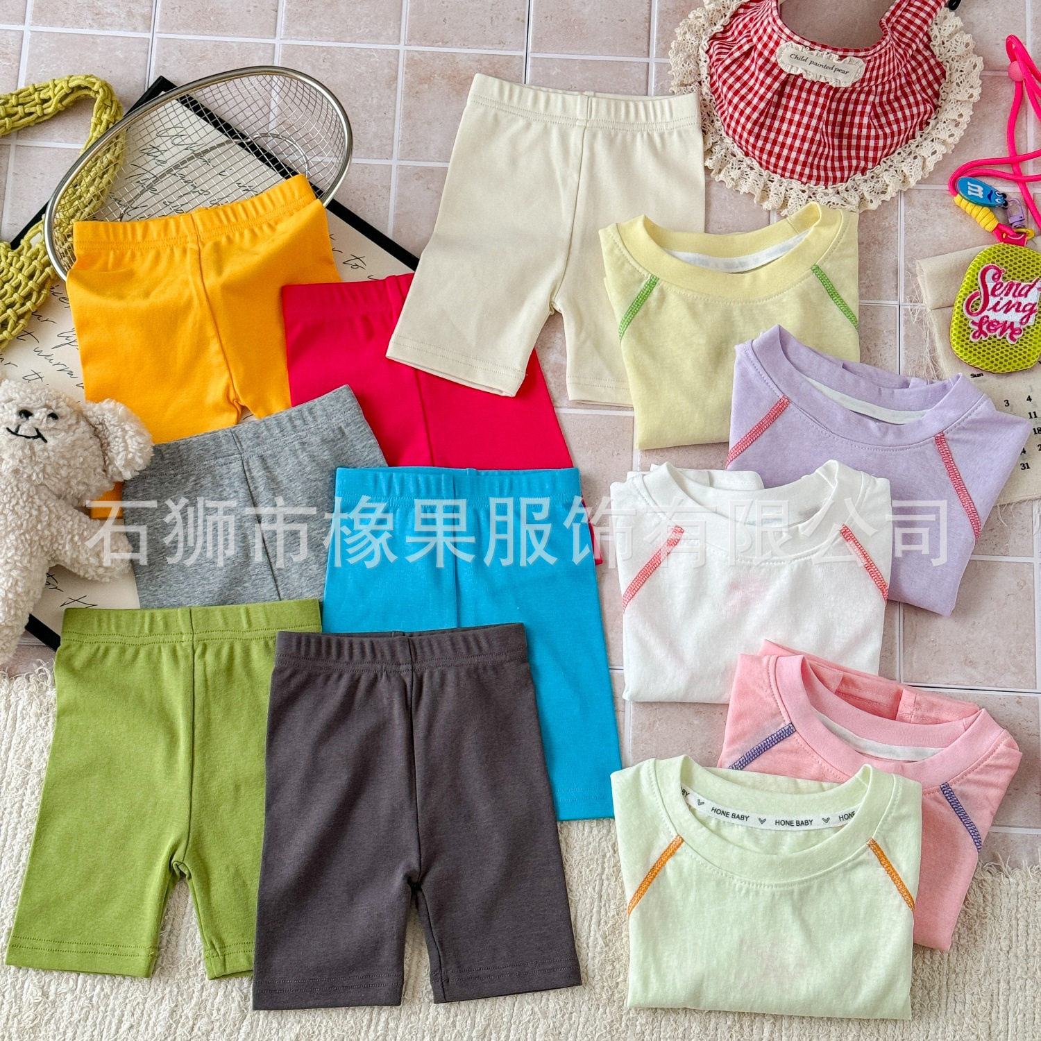韩国童装2026年夏季新款宝宝糖果色高弹骑行裤女童打底中裤瑜伽裤图片