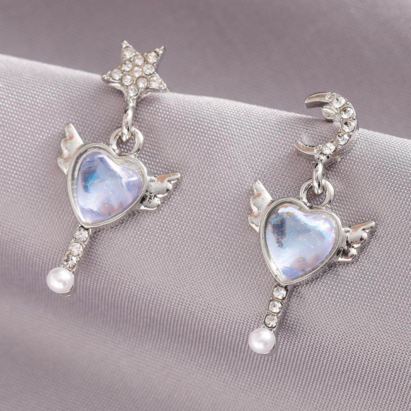 不对称星月爱心翅膀长款耳环2026年新款女时尚小众百搭耳钉耳饰