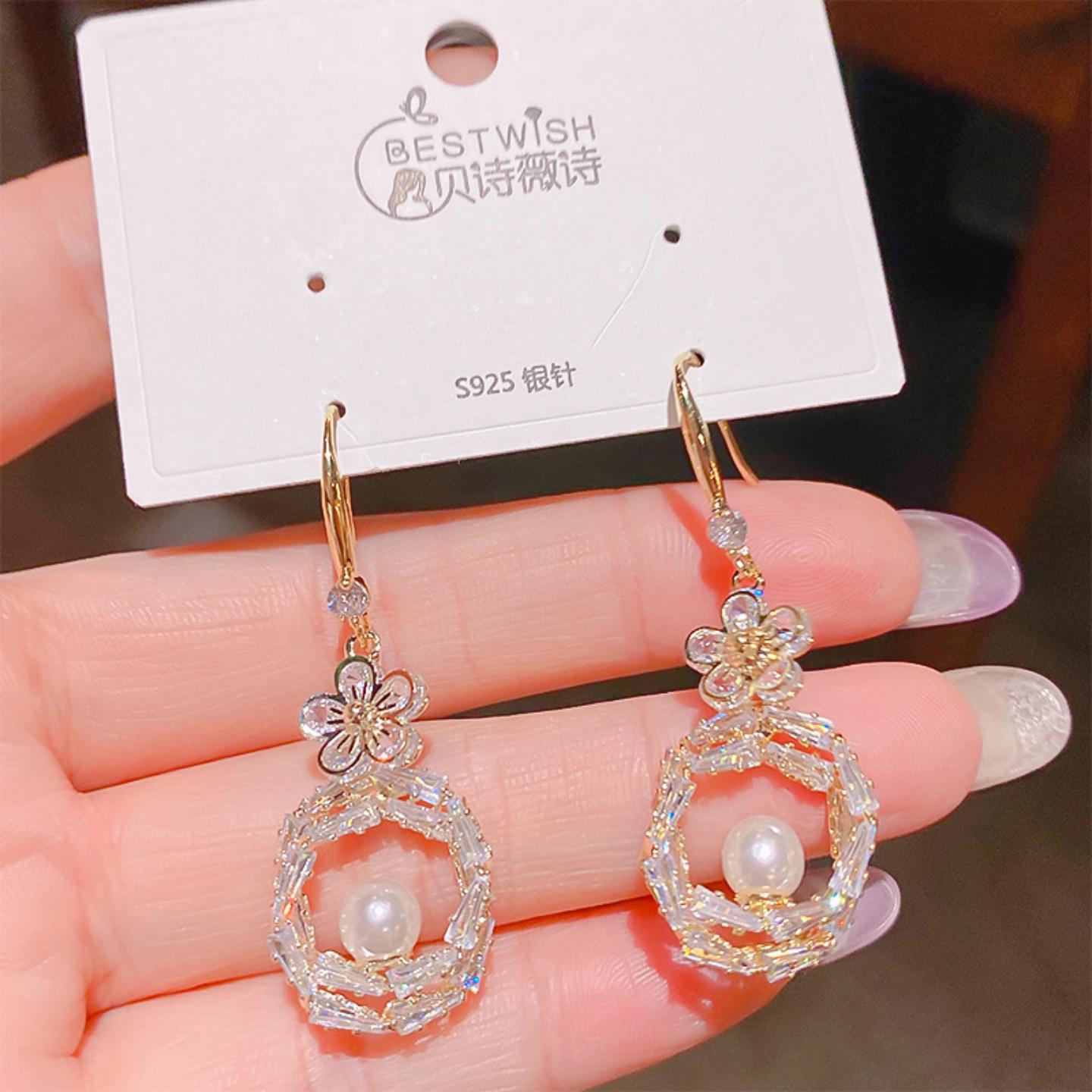 高级感金色花朵锆石圆圈耳钩耳环