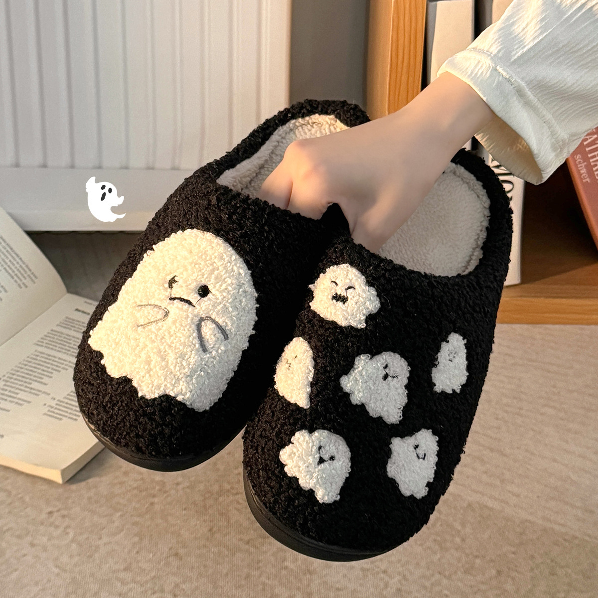 俏绘毛绒保暖可爱小幽灵棉拖鞋