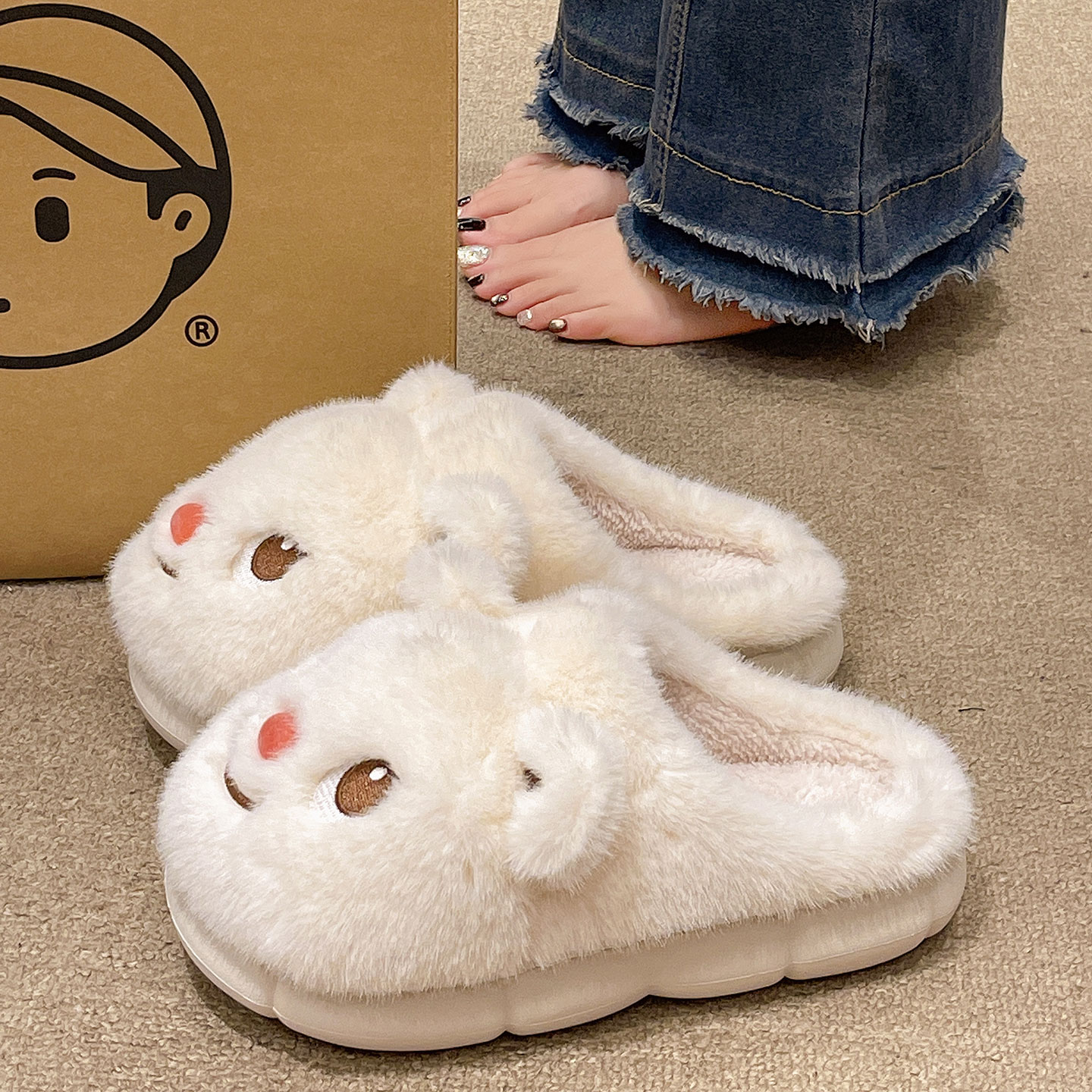 俏绘可爱小熊厚底保暖毛毛拖鞋