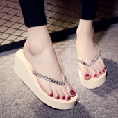 高跟拖鞋 潮 海边沙滩鞋 女夏防滑夹脚坡跟凉拖鞋 水钻厚底人字拖时尚