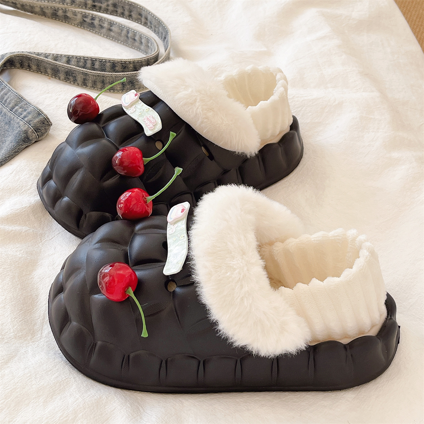 俏绘可爱樱桃加绒防水包跟棉拖鞋