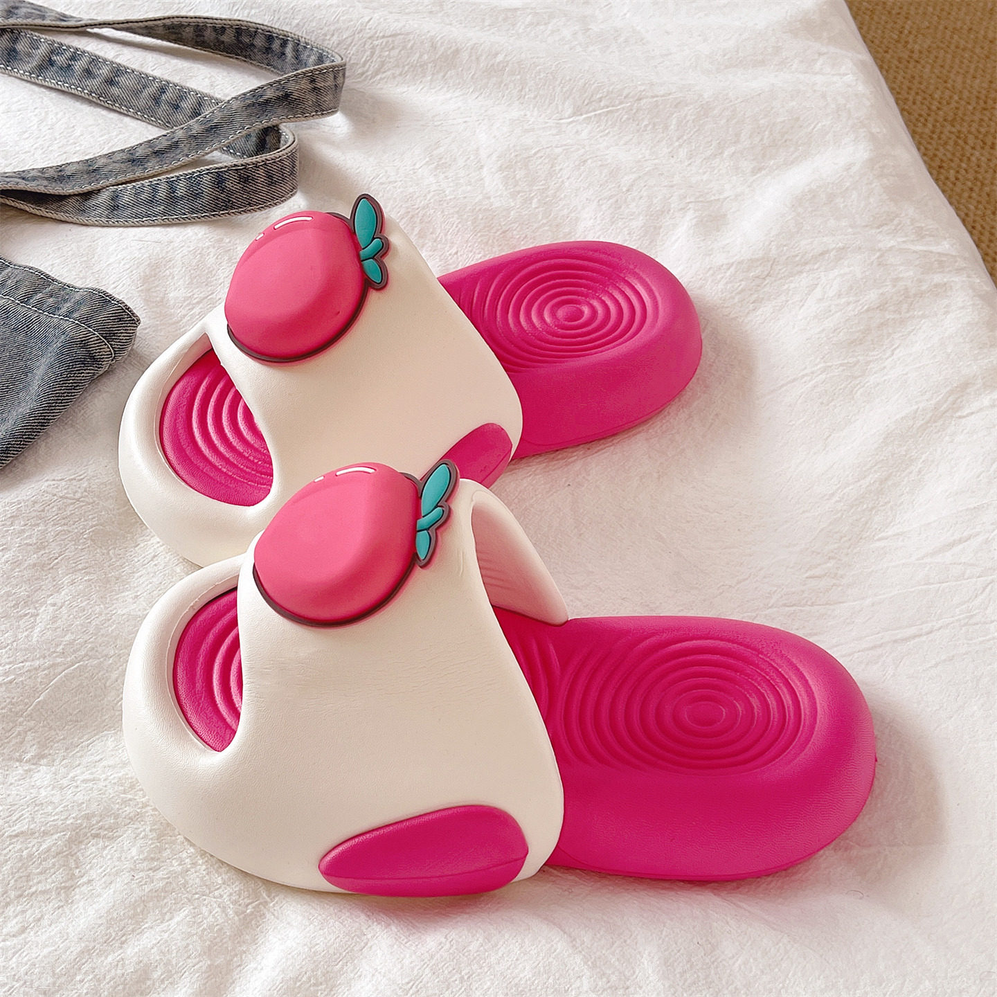 厚底拖鞋女2026新款夏季时尚外穿可爱草莓室内居家静音防滑凉拖鞋,女鞋,一字拖,淘宝优惠券,粉丝福利购,淘宝优惠卷