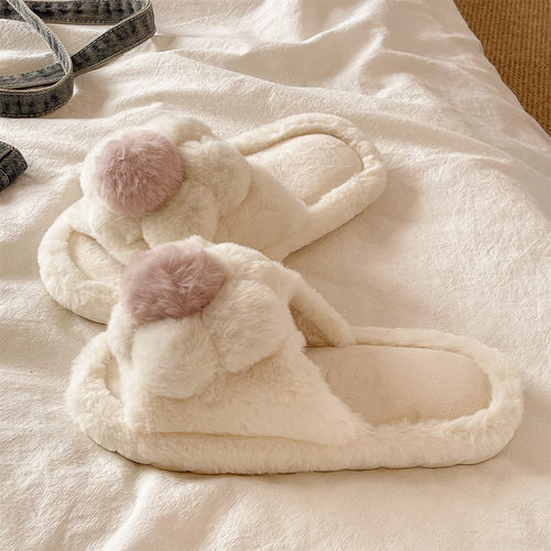 俏绘可爱花朵软底防滑毛毛拖鞋