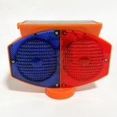 太阳能红蓝黄LED警示灯爆闪灯道夜间路施工频闪路锥灯围栏信号灯