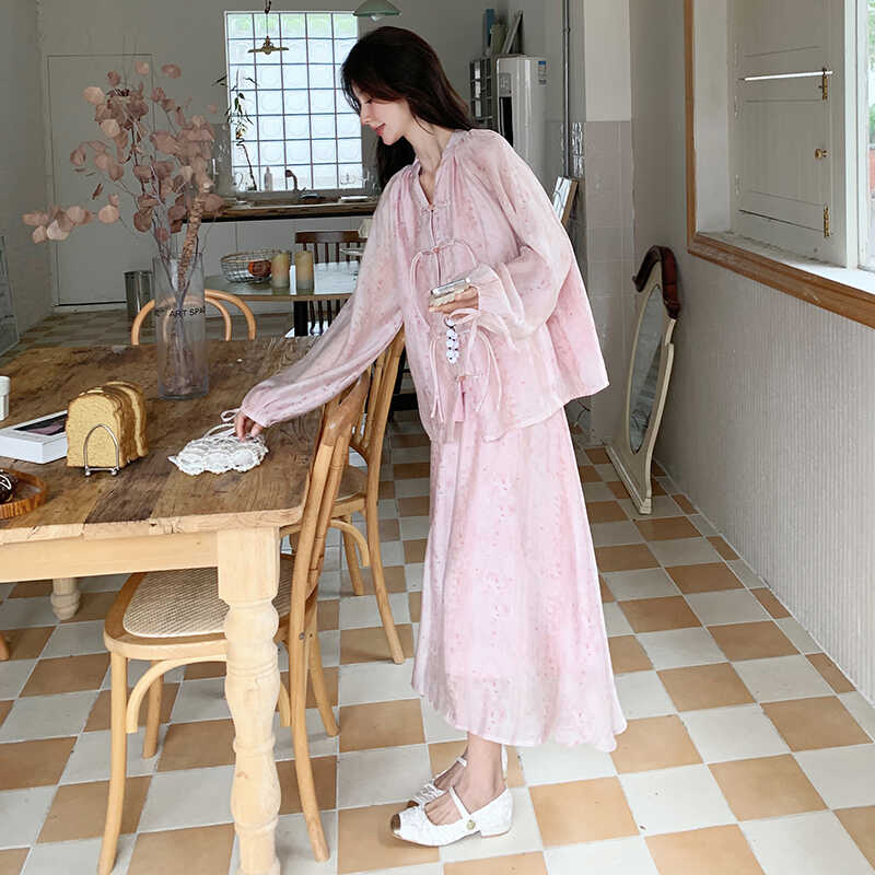 新中式盘扣粉色连衣裙套装女春秋2025新款高级感V领长裙子两件套,女装套装/套裙,浙宝079