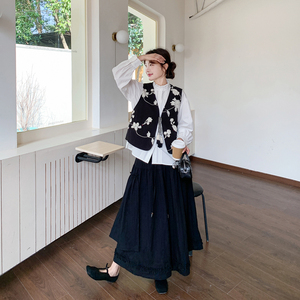 【新款】黑色高级感印花马甲三件套8009-p215-k348，女装套装/套裙，浙宝079