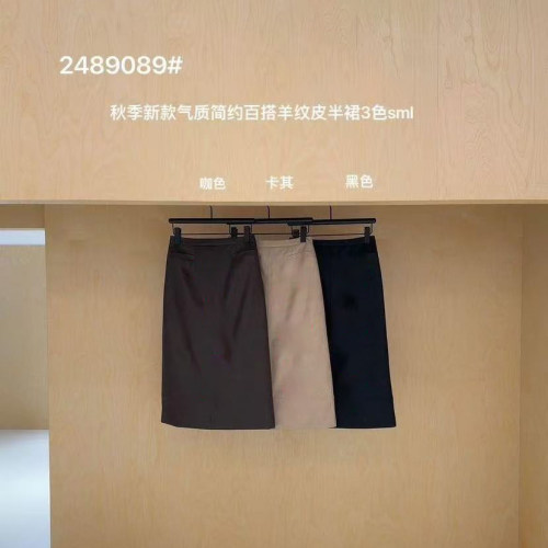 百搭羊纹皮半身裙气质中长裙