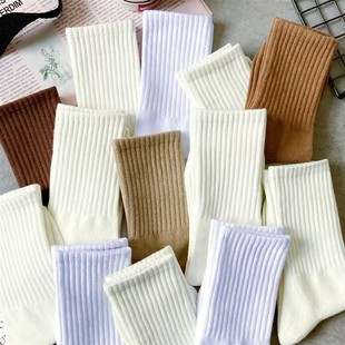 诸暨袜子男款中筒秋冬款ins潮百搭纯色长筒运动情侣长袜男运动袜