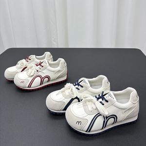 真皮阿甘鞋女2026春季新款圆头软底舒适厚底百搭时尚休闲运动鞋潮