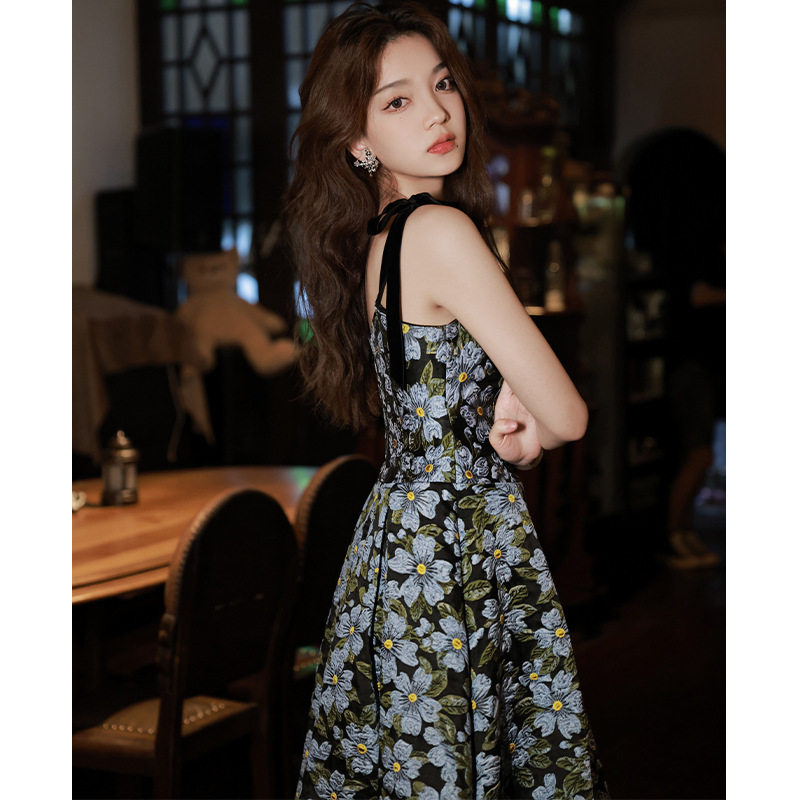 高级定制【雏菊】森系小众优雅端庄赫本风吊带礼服裙平时可穿靓亮,女装/女士精品,礼服/晚装,淘宝优惠券,粉丝福利购,淘宝优惠卷