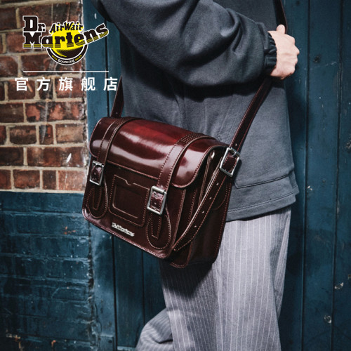 斜挎单肩Dr.Martens男女款复古