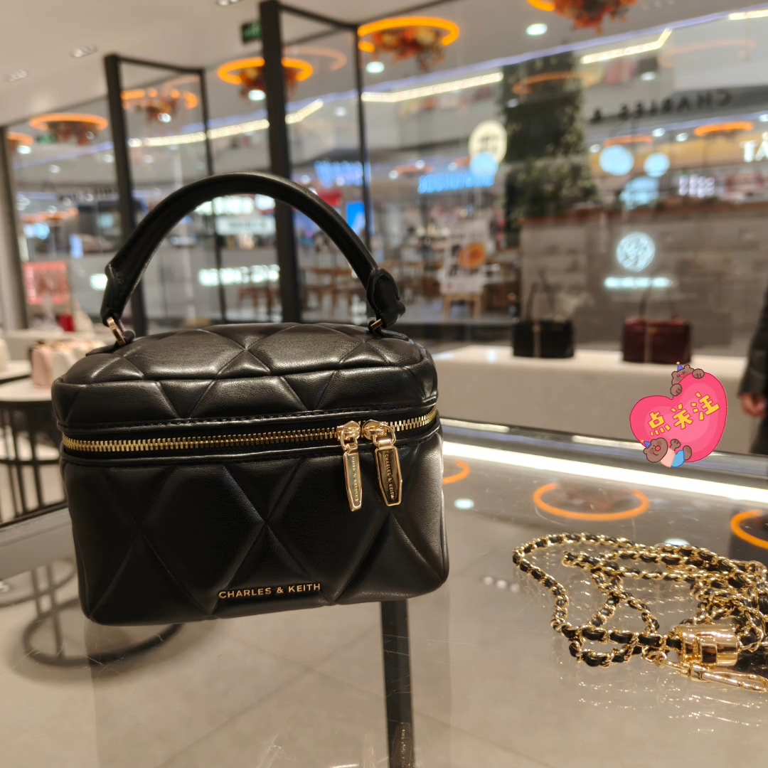 CHARLES&KEITH 25夏CK2-80782534菱格链条手提斜挎小方包水桶包女
