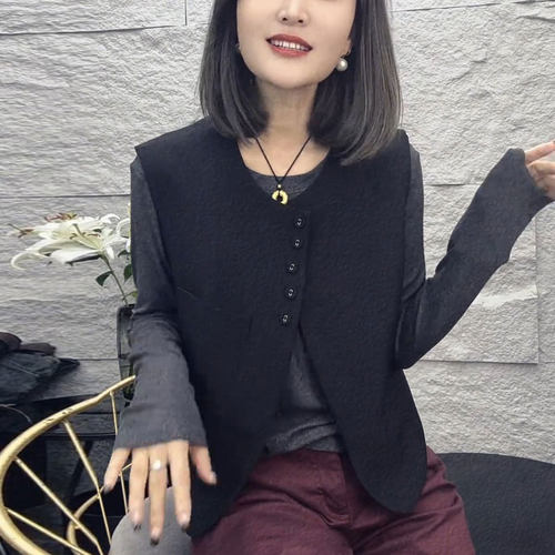 马甲女2026早秋新款设计感单排扣无袖西装马夹百搭宽松坎肩外穿潮