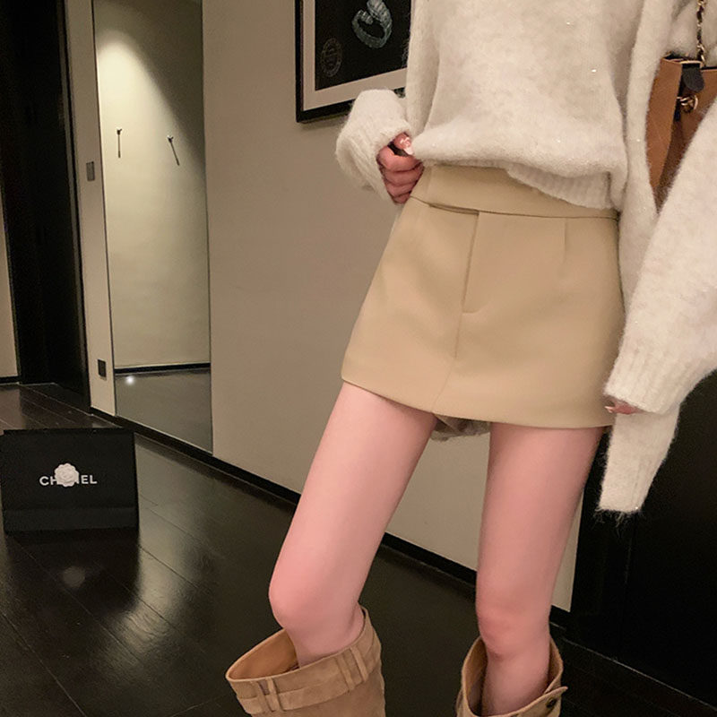 卡其色西装半身裙女2026夏季新款百搭显瘦低腰A字裙裤防走光短裙