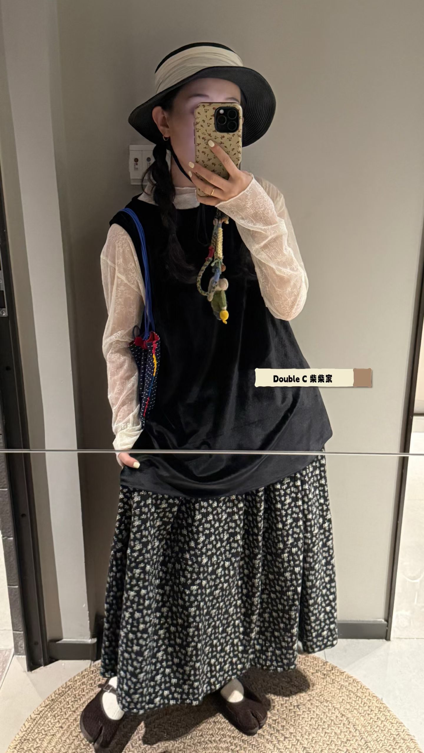 2026新款韩版后背扣子丝绒马甲上衣 女