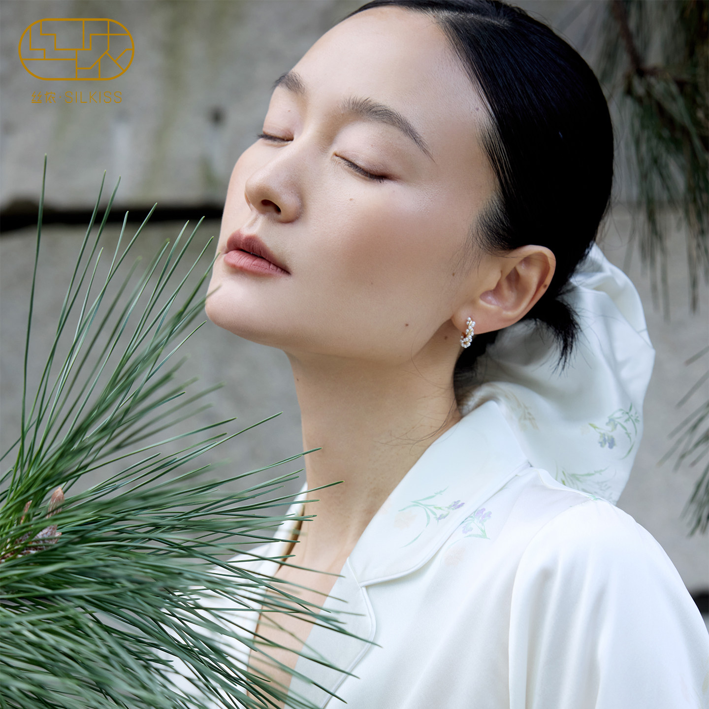 云荷』丝侬真丝方巾发圈发饰优雅高级双面方形桑蚕丝扎马尾不伤发,饰品/流行首饰/时尚饰品新,发饰,淘宝优惠券,粉丝福利购,淘宝优惠卷