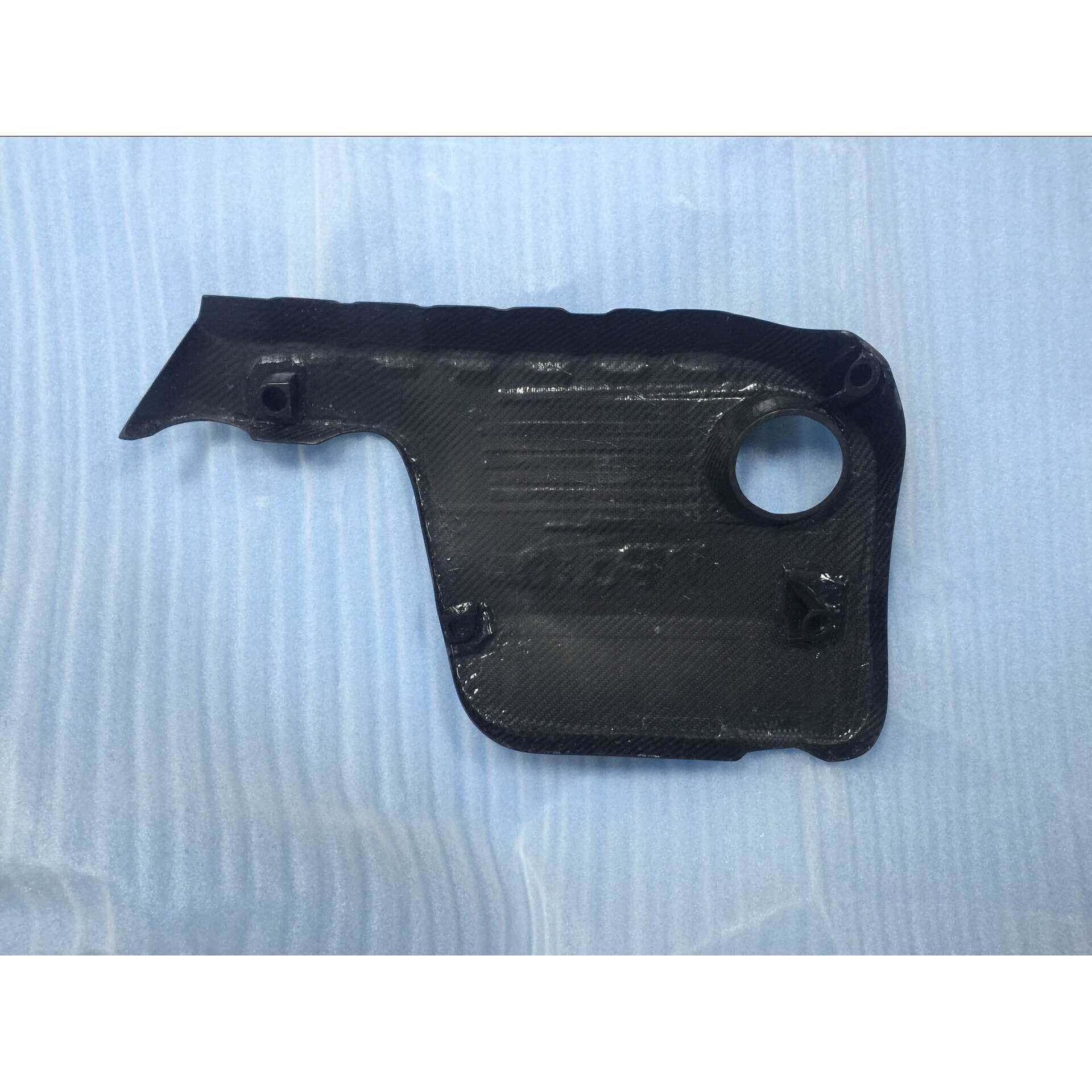 适用于宝马 F80 M3 M4 改装碳纤维引擎盖饰板M3 M4 发动机罩盖
