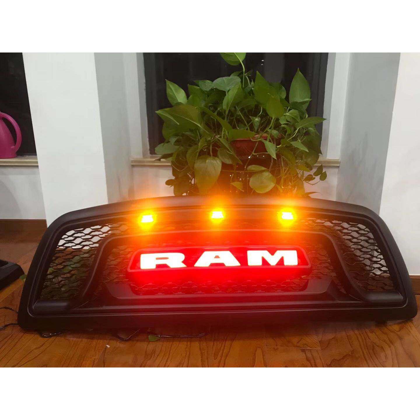 适用09-12年道奇公羊RAM1500带灯前中网格栅改装叛逆者前脸红光