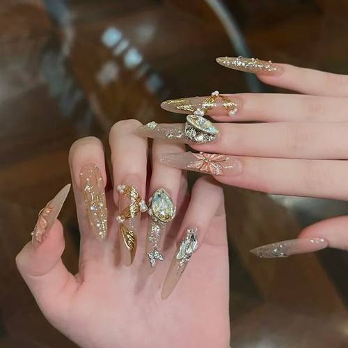 纯手工美甲富家千金蝴蝶贴钻显白高级感穿戴甲可拆卸成品鎏金千金