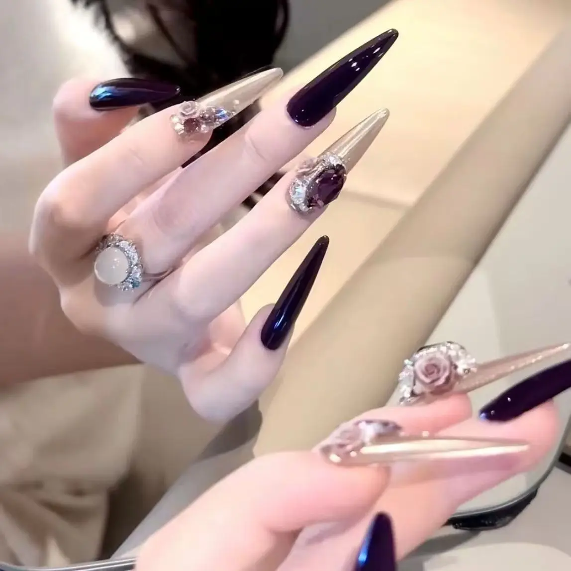 纯手工早春轻奢媚骨御姐紫魔镜粉鸽子蛋玫瑰钻球显白美甲穿戴甲