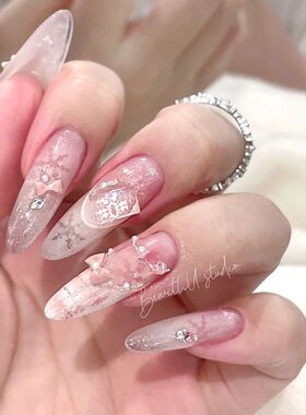 纯手工穿戴甲秋冬光疗甲粉色美甲圣诞氛围法式蝴蝶结雪花贴钻