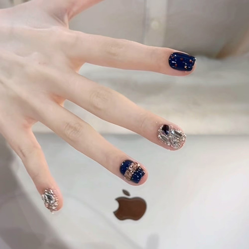 【藏蓝波点】高饱和蓝色美甲显白高级气质手工穿戴甲法式贴钻