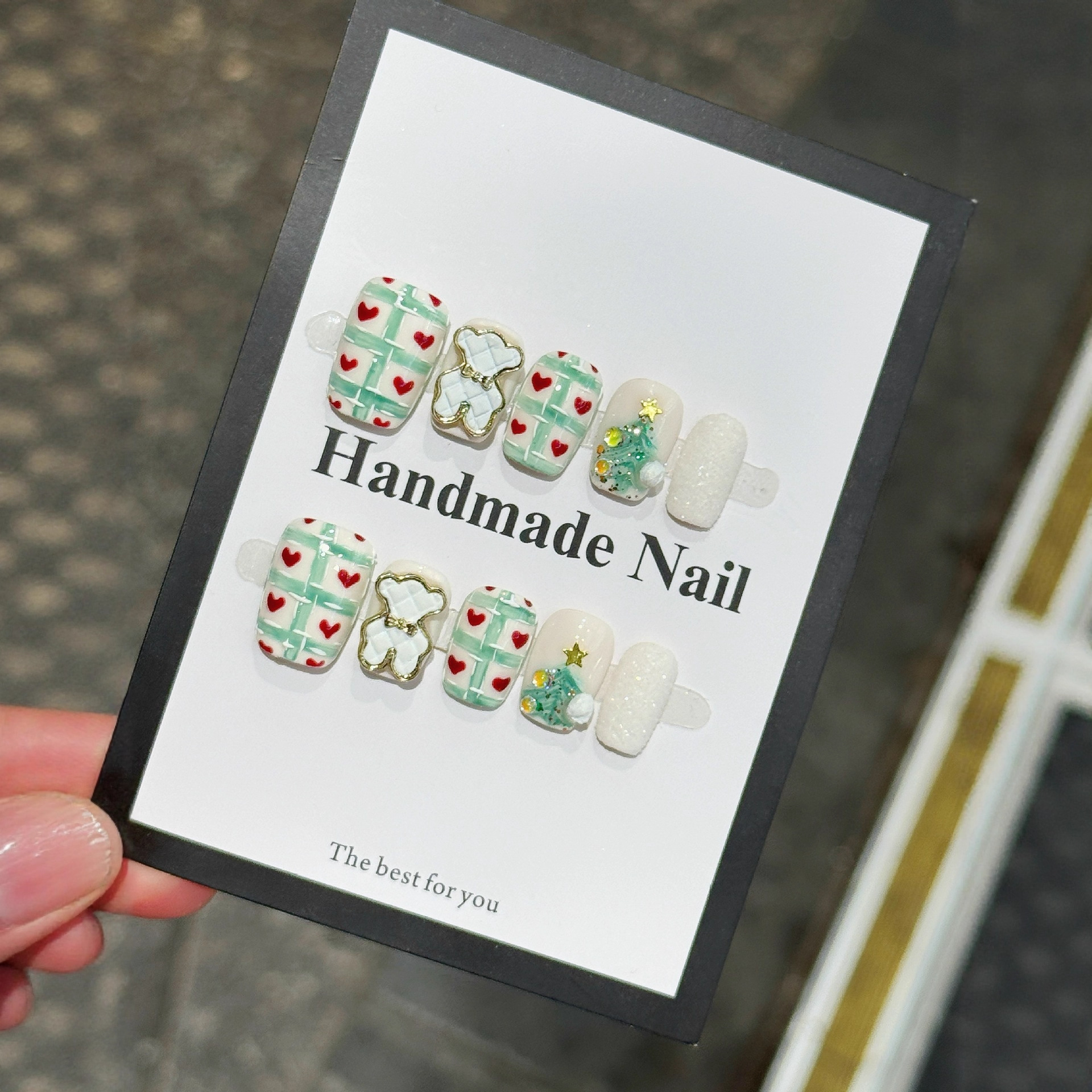 圣诞限定纯手工美甲绿格红心小熊手绘圣诞树奶白糖沙甜系精致风