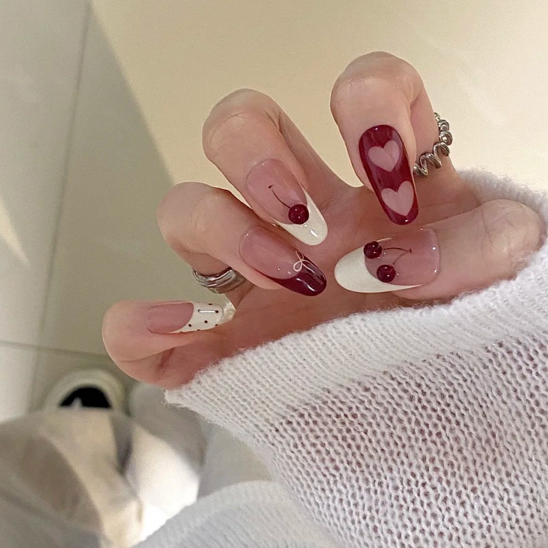 【红色樱桃】手工穿戴甲新年车厘子高级感纯欲风显白百搭圣诞美甲