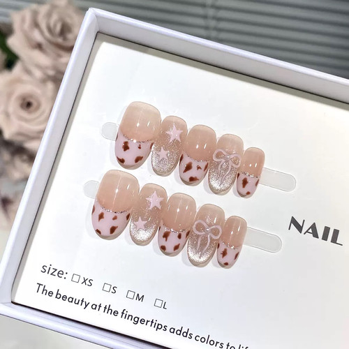 2025春季甜酷脏脏粉法式豹纹蝴蝶结手工美甲穿戴甲星星猫眼美甲