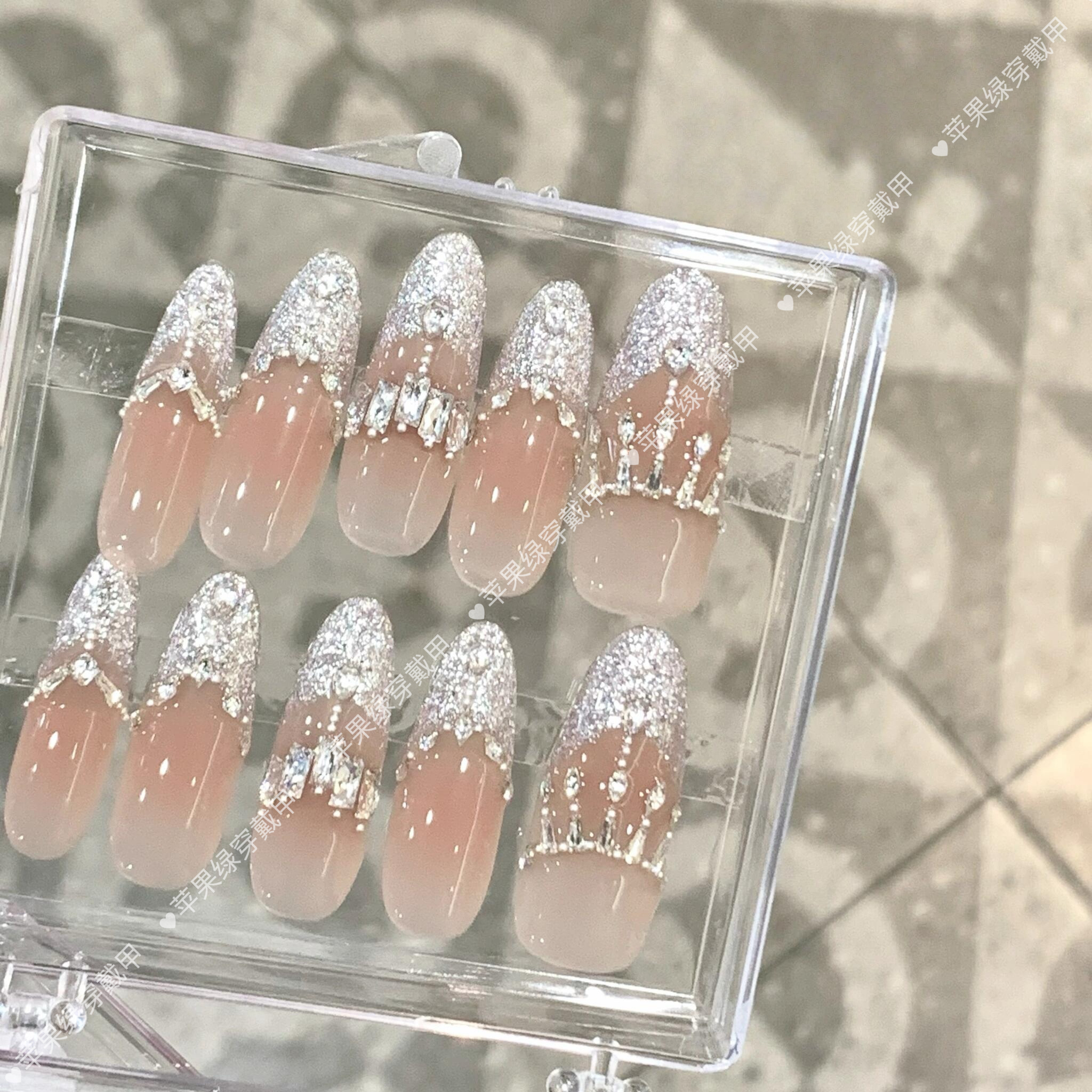 【女神冠冕】手工穿戴甲冰晶猫眼轻奢满钻高级感晶石猫眼显白美甲