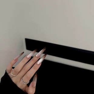 手工穿戴甲秋冬简约风气质渐变暗黑玻璃珠猫眼欧美辣妹高级感美甲