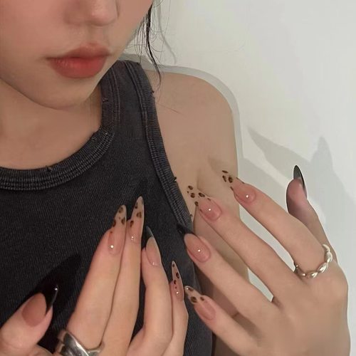 小花猫法式豹纹可爱俏皮杏仁美甲纯手工穿戴甲