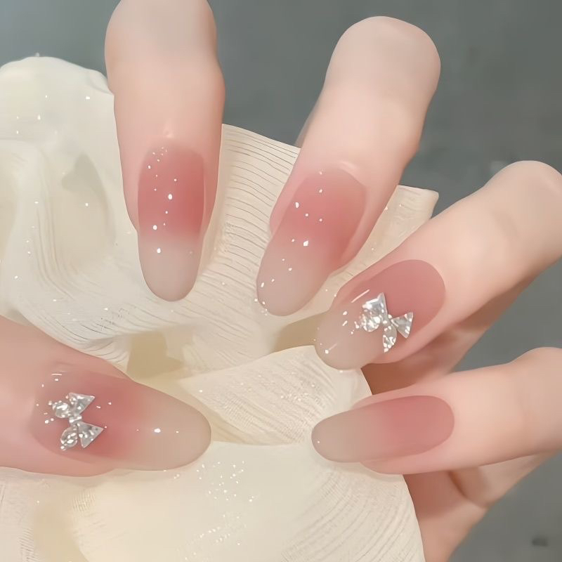 冰透蝴蝶新款纯手工美甲穿戴甲显白腮红渐变蝴蝶高级美甲贴片猫眼