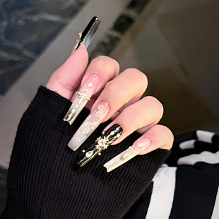 高级氛围感穿戴甲纯手作镂空蝴蝶锆石钻美甲片 新款 绽放星光