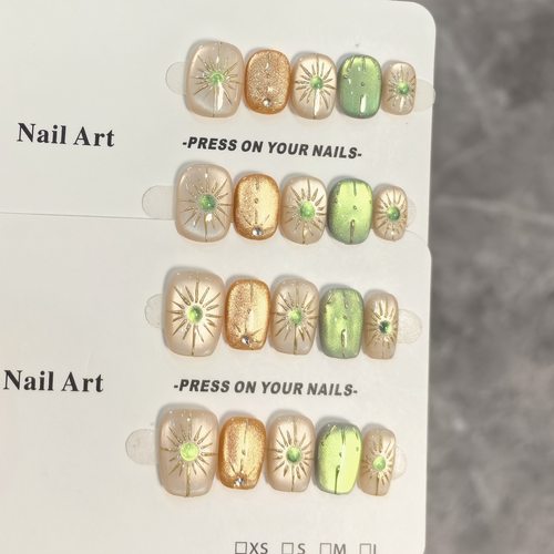 太阳神2025爆款美甲手绘文理感绿宝石猫眼美甲显白轻奢手工穿戴甲