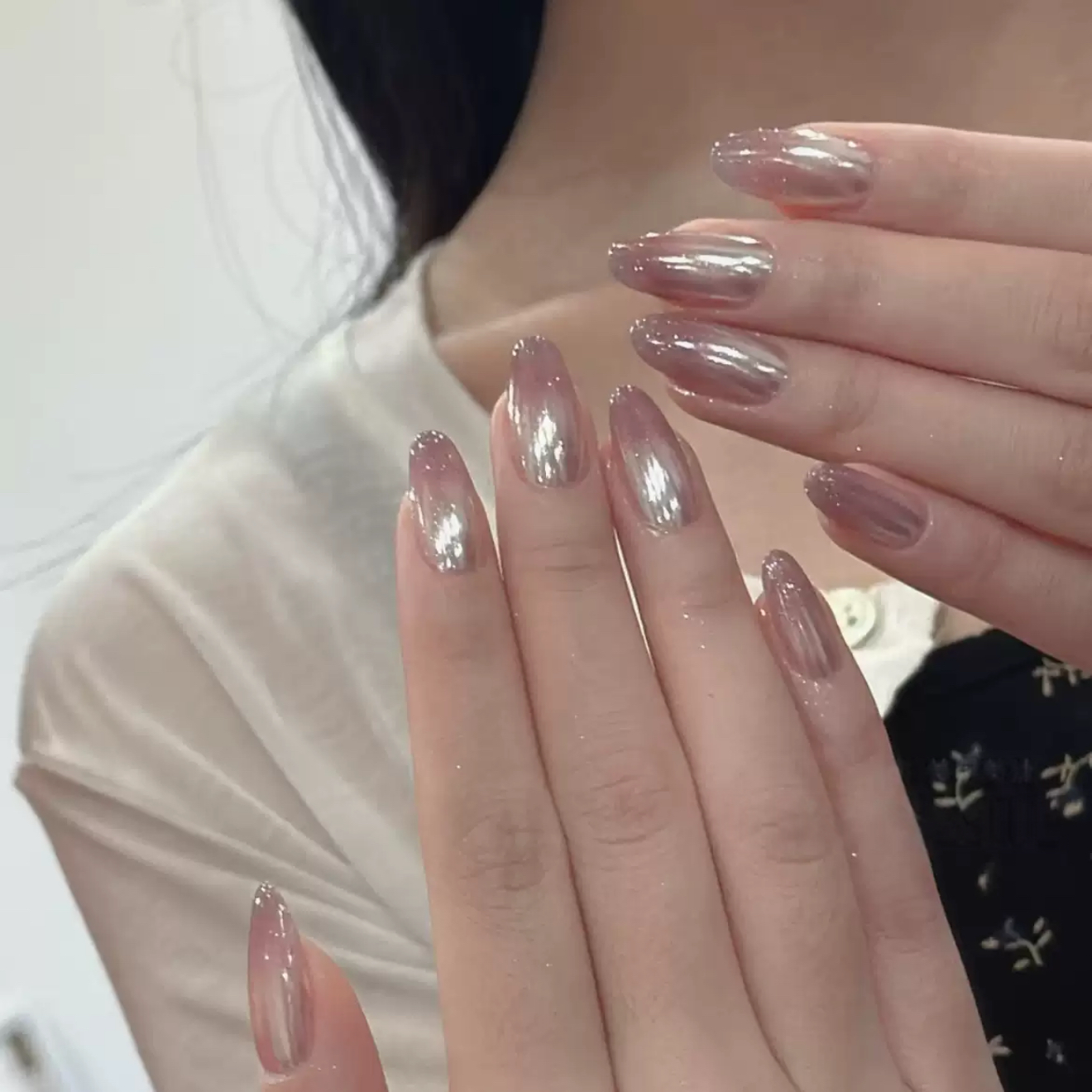 【银白月光】紫色碎钻渐变魔镜粉纯手工穿戴甲金秋猫眼腮红美甲贴