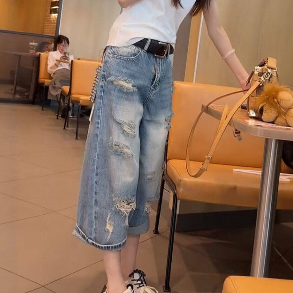 大码破洞阔腿牛仔裤女夏季薄款2026新款胖mm显瘦宽松八分直筒裤子