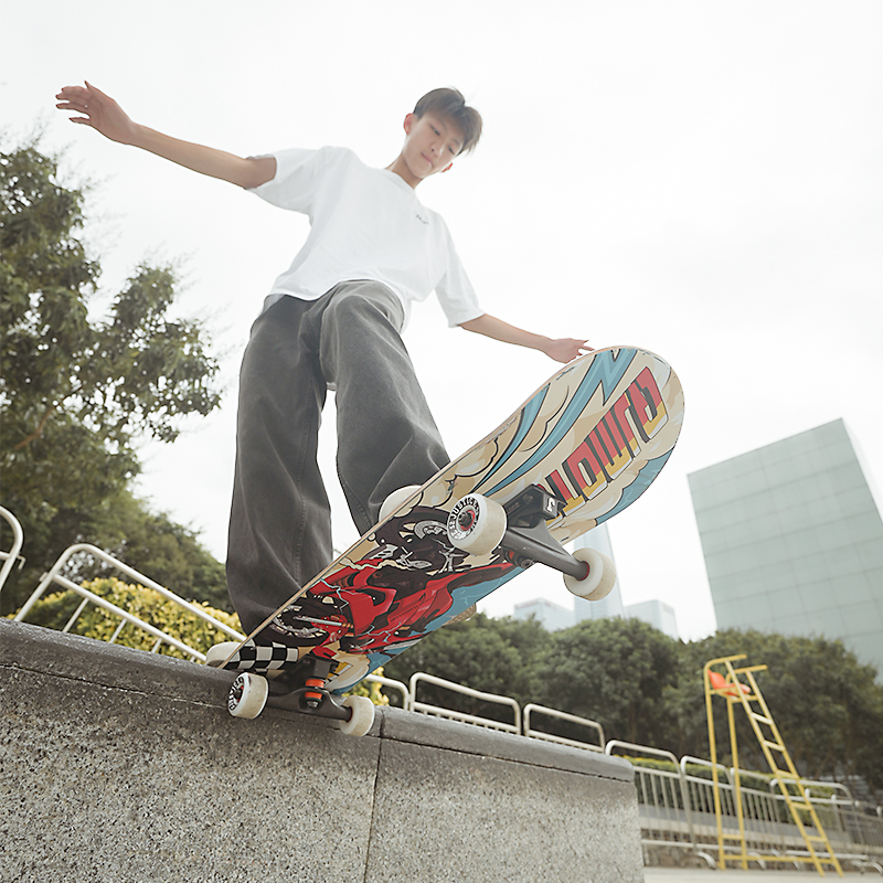 钱江摩托限定联名款